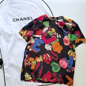 Chanel Vintage 1990s Iconic Spring 1992 Multicolor Black Silk T-Shirt 40 FR 8 US